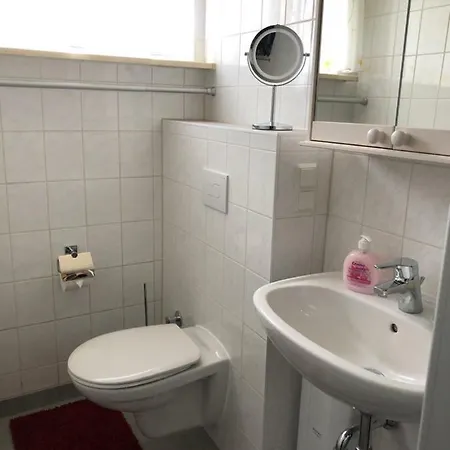 Sommerhaus Auf Ruegen بيت للعطل *